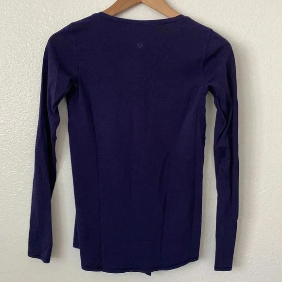 Lululemon 2 Knot A Problem Long Sleeve Shirt in Purple Aeon - Picture 10 of 11